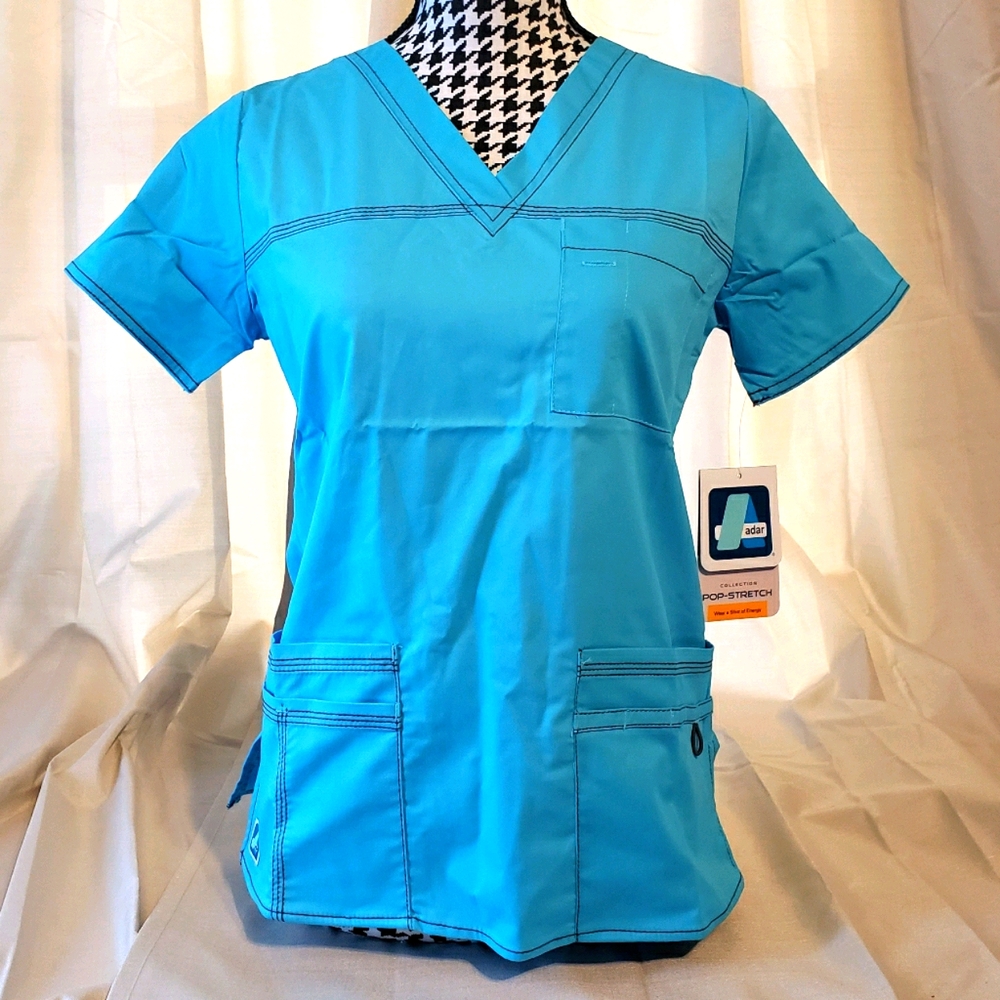 ADAR MEDICAL: NURSES POP STRETCH SCRUB TOP.